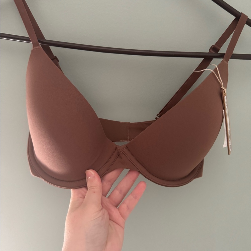 SKIMS Fits Everybody Scoop Plunge Bra 32DD